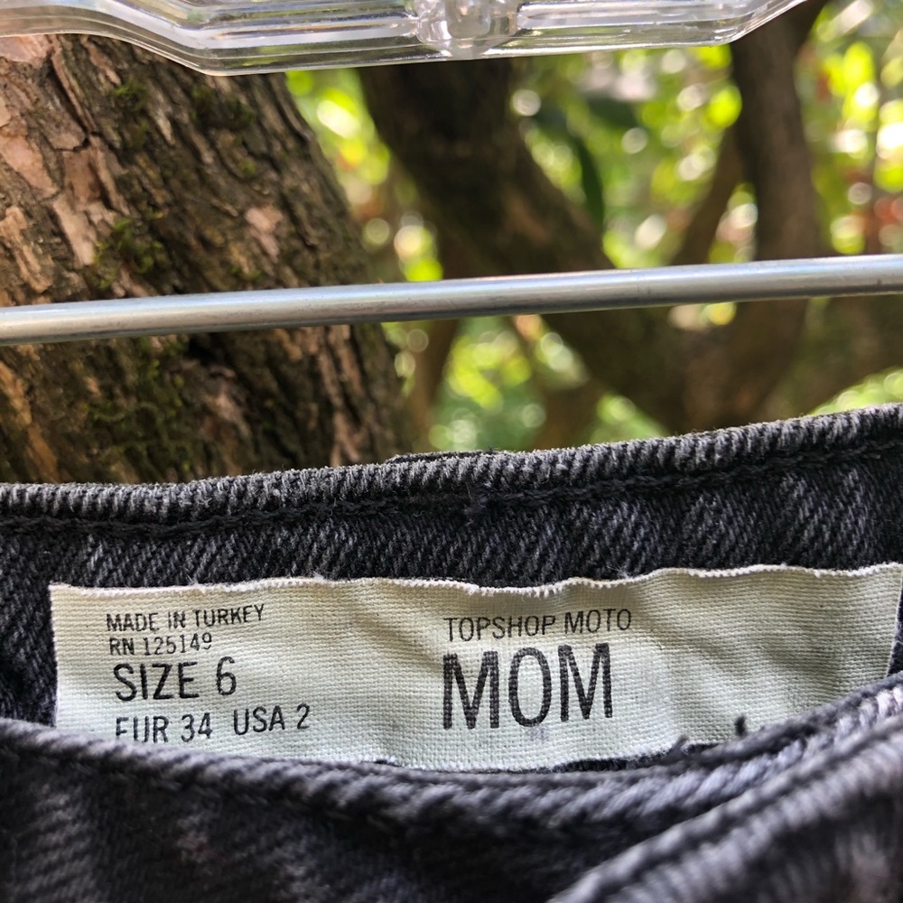 Topshop MOM black denim high waisted shorts - Picture 3 of 4